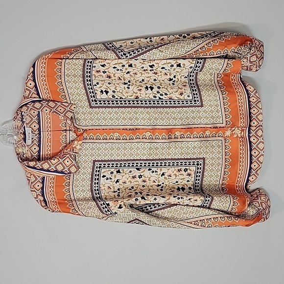 Fate button down satin long sleeve border blouse - Picture 2 of 10